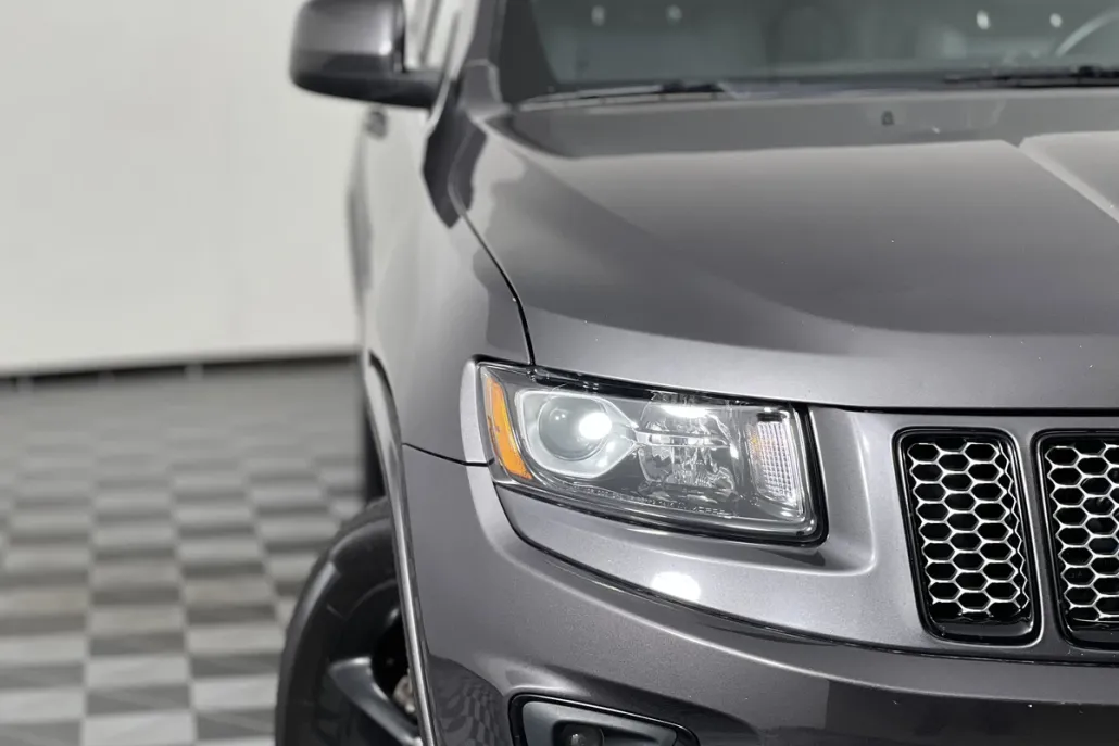 2014 Jeep Grand Cherokee Altitude photo 1