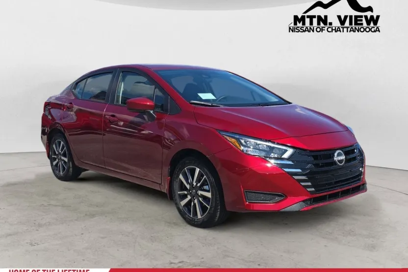 2025 Nissan Versa SV photo 1