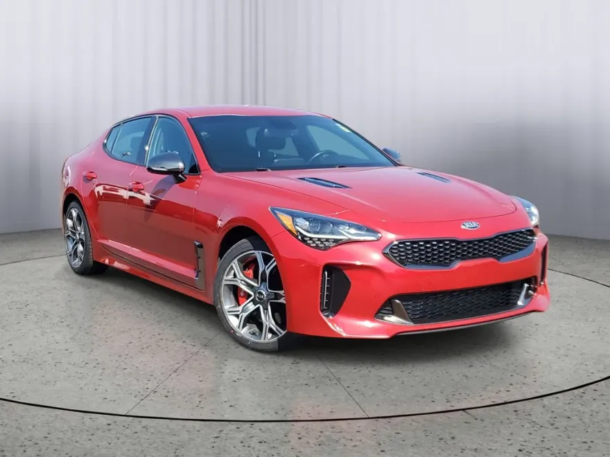 2019 Kia Stinger GT photo 1
