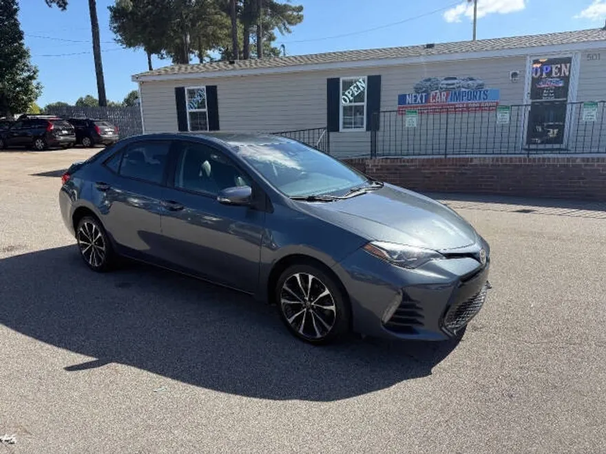 2019 Toyota Corolla XLE XSE photo 1