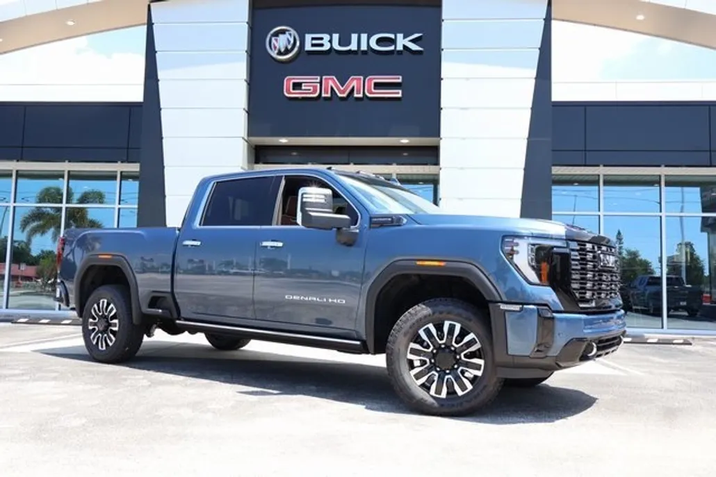 2025 Gmc Sierra 2500 HD Denali Ultimate photo 1