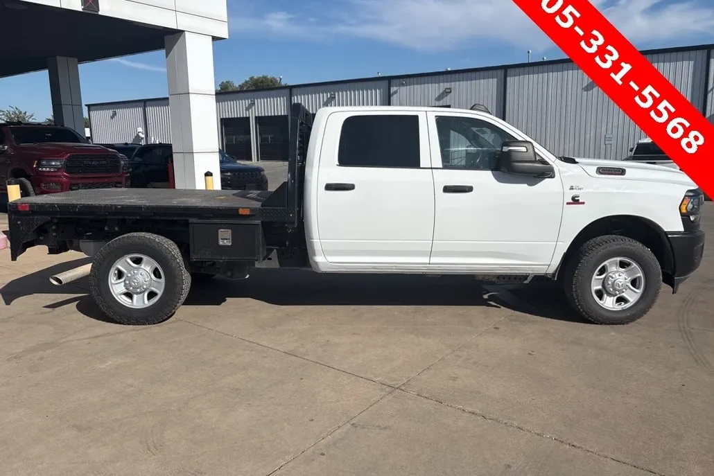 2023 Ram 2500 Tradesman photo 1