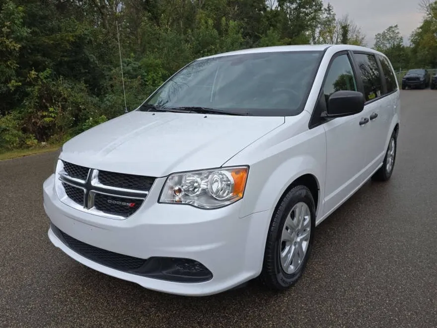 2019 Dodge Grand Caravan SE photo 1