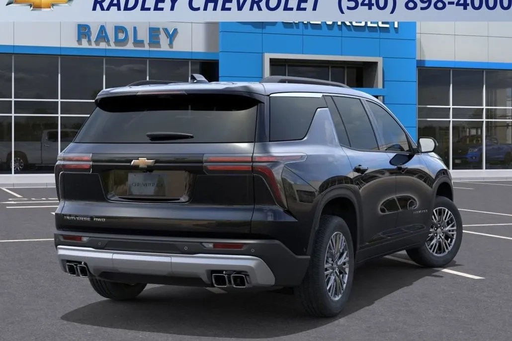 2026 Chevrolet Traverse photo 1