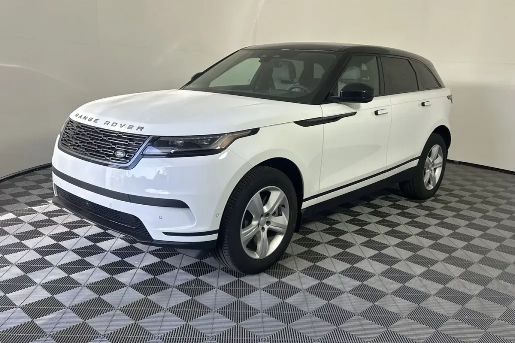 2026 Land Rover Range Rover Velar P250 S photo 1