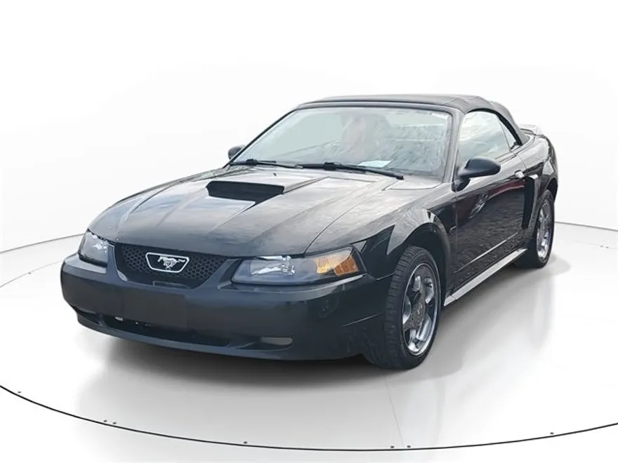 2000 Ford Mustang GT photo 1