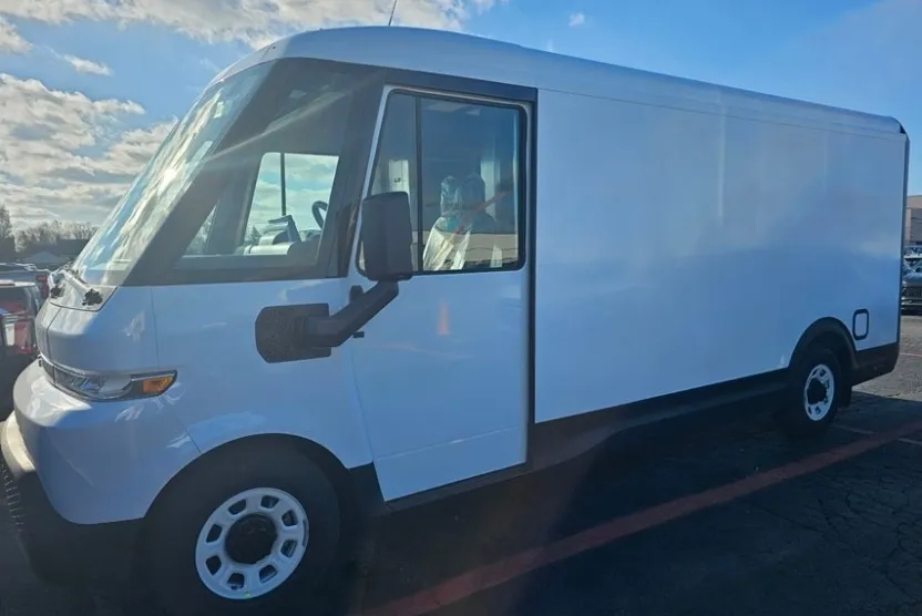 2025 Chevrolet BrightDrop 600 photo 1