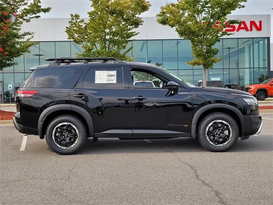 2025 Nissan Pathfinder Rock Creek photo 1