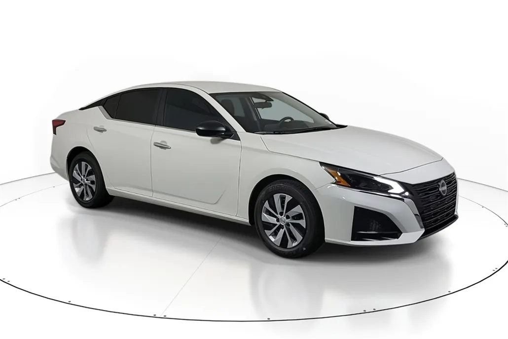 2025 Nissan Altima 2.5 S photo 1