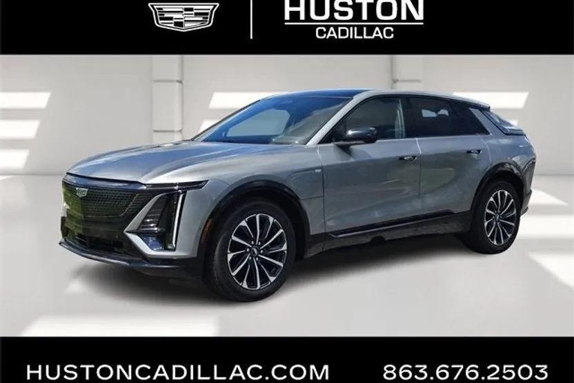 2025 Cadillac Lyriq Sport photo 1