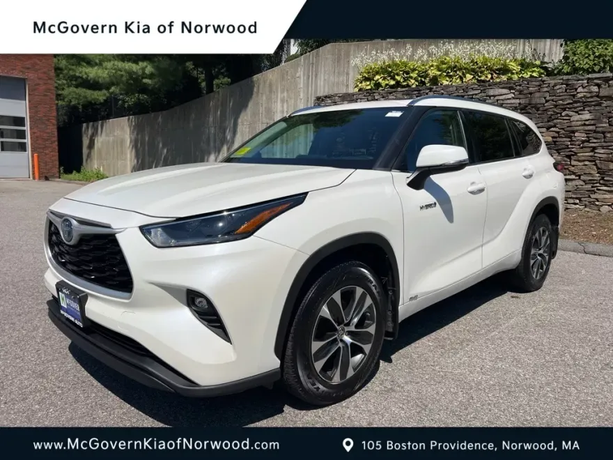 2021 Toyota Highlander Hybrid XLE photo 1