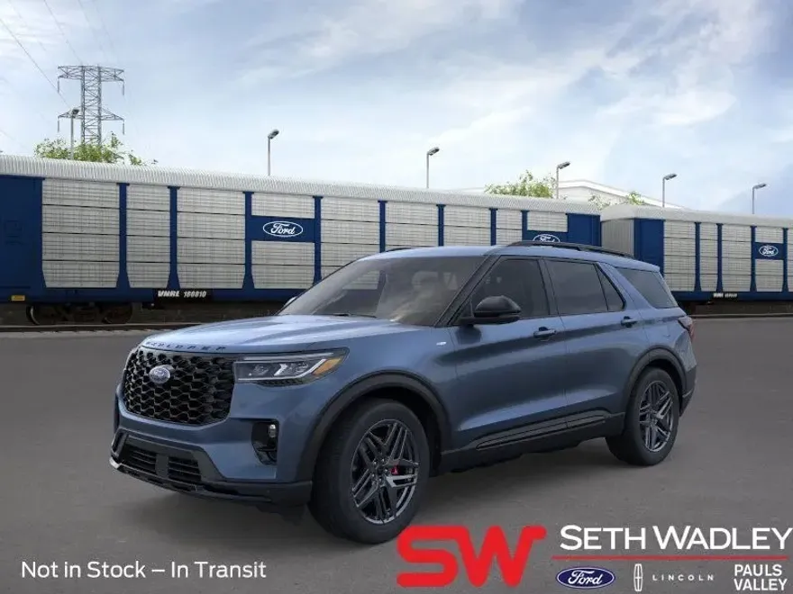 2025 Ford Explorer ST-Line photo 1