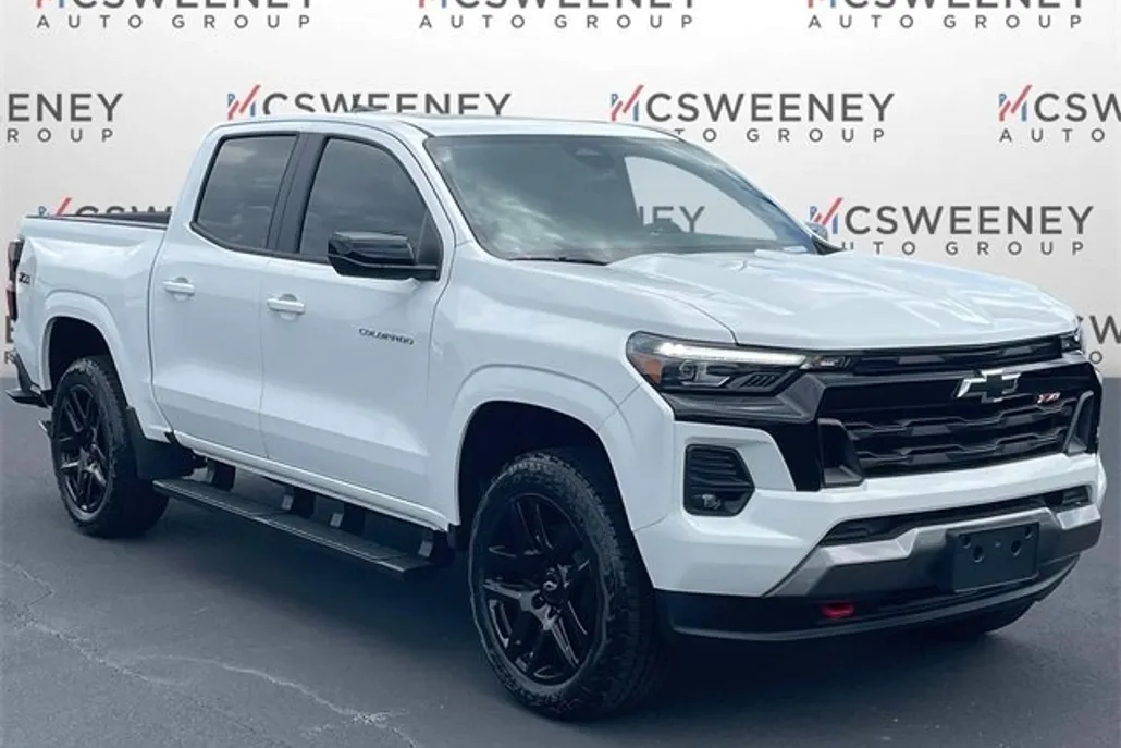 2025 Chevrolet Colorado Z71 photo 1