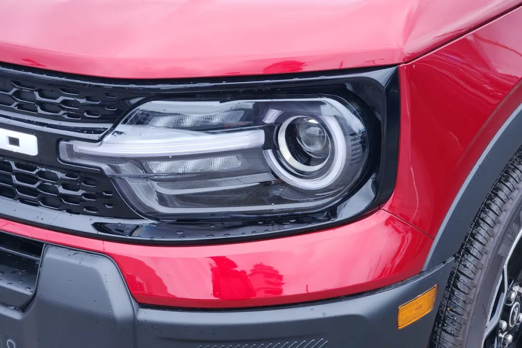 2025 Ford Bronco Sport Outer Banks photo 1