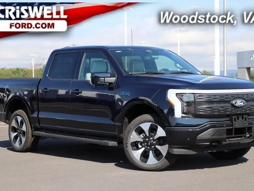 2025 Ford F-150 Lightning Platinum photo 1