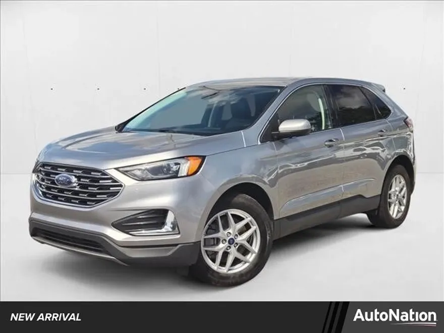 2022 Ford Edge SEL photo 1