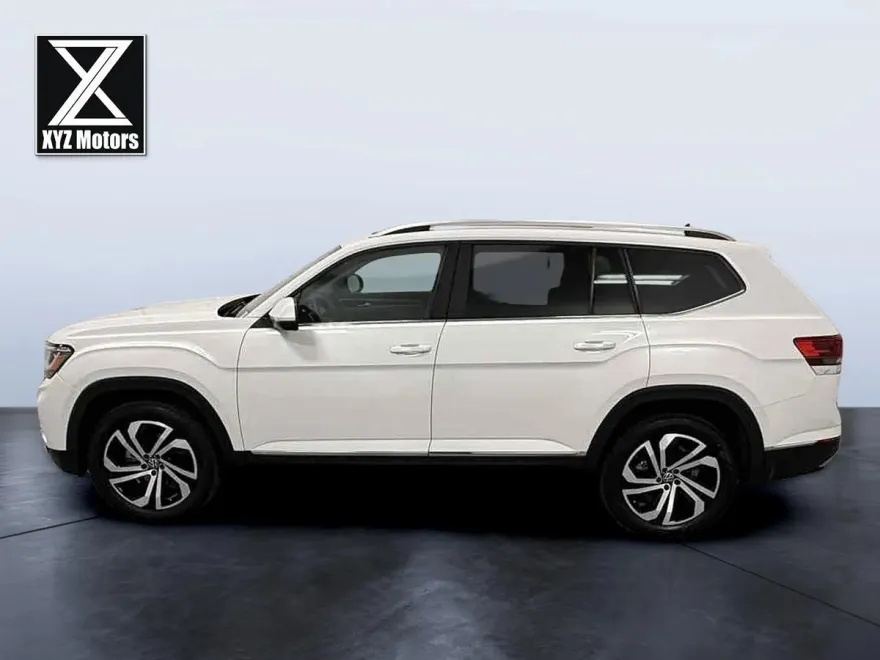 2023 Volkswagen Atlas SEL photo 1