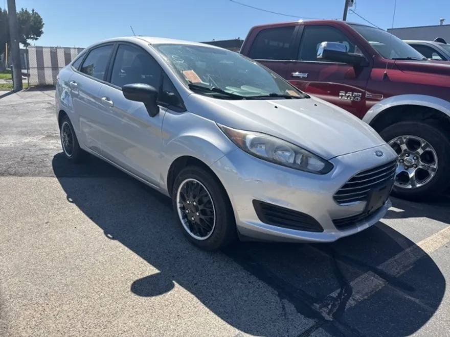 2019 Ford Fiesta S photo 1