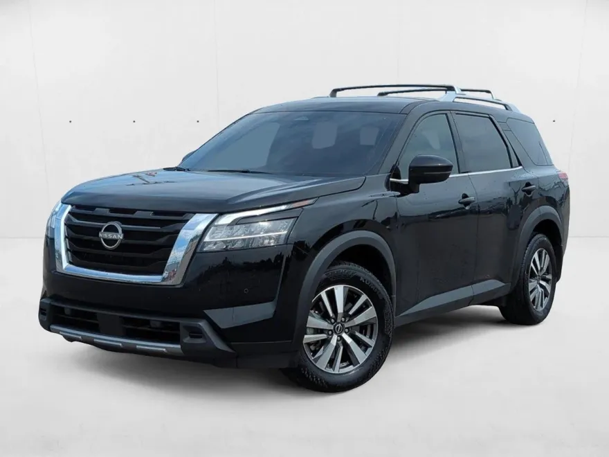 2024 Nissan Pathfinder SL 4x4 photo 1