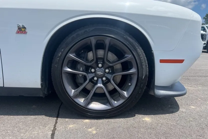 2023 Dodge Challenger R/T Scat Pack photo 1