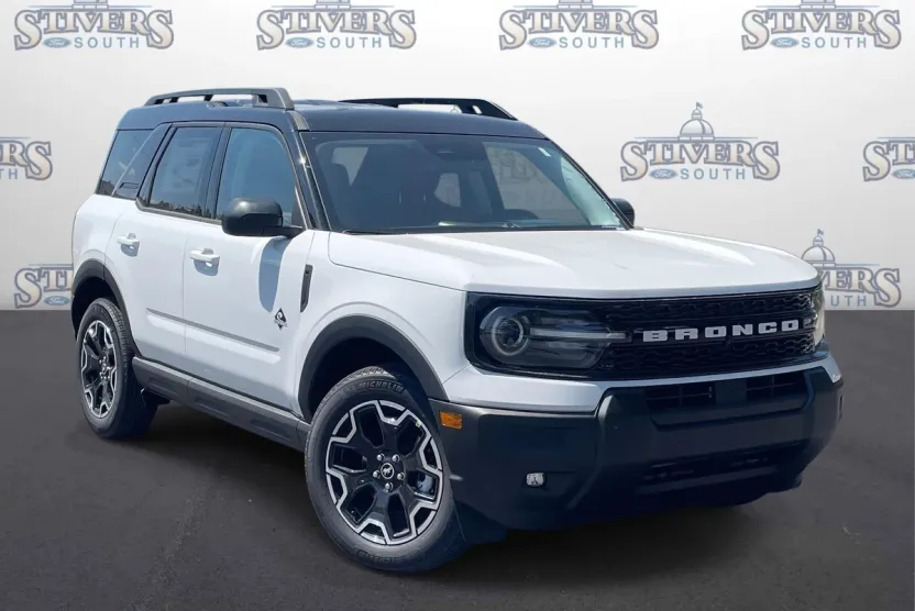 2025 Ford Bronco Sport Outer Banks photo 1