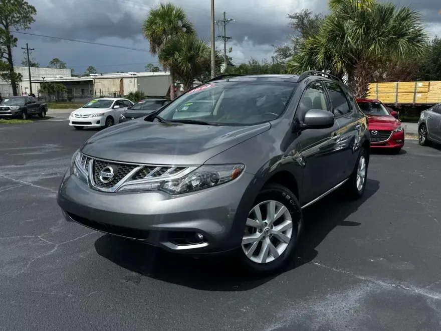 2013 Nissan Murano SL photo 1