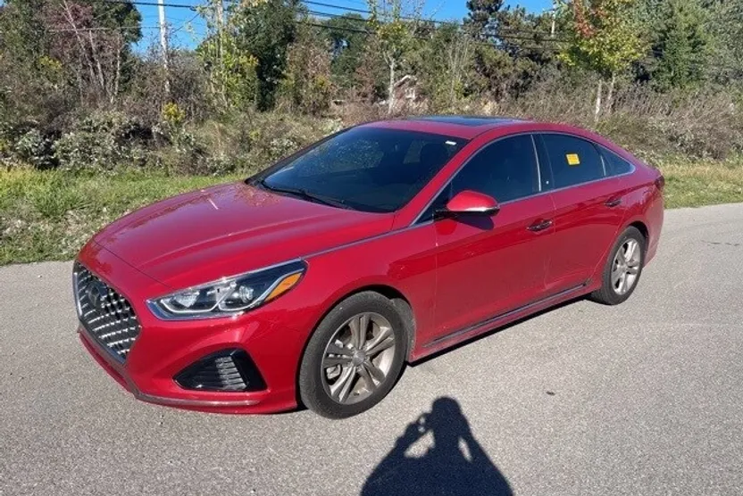 2018 Hyundai Sonata Sport photo 1
