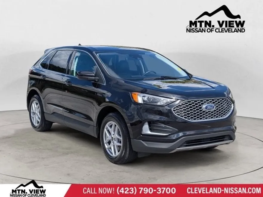 2023 Ford Edge SEL photo 1