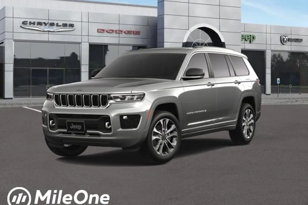 2025 Jeep Grand Cherokee Overland photo 1