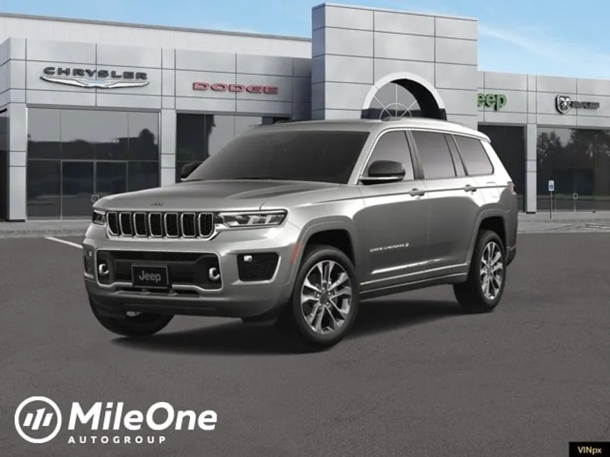 2025 Jeep Grand Cherokee Overland photo 1