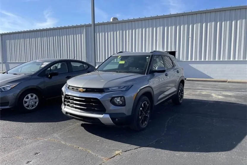2023 Chevrolet Trailblazer LT photo 1