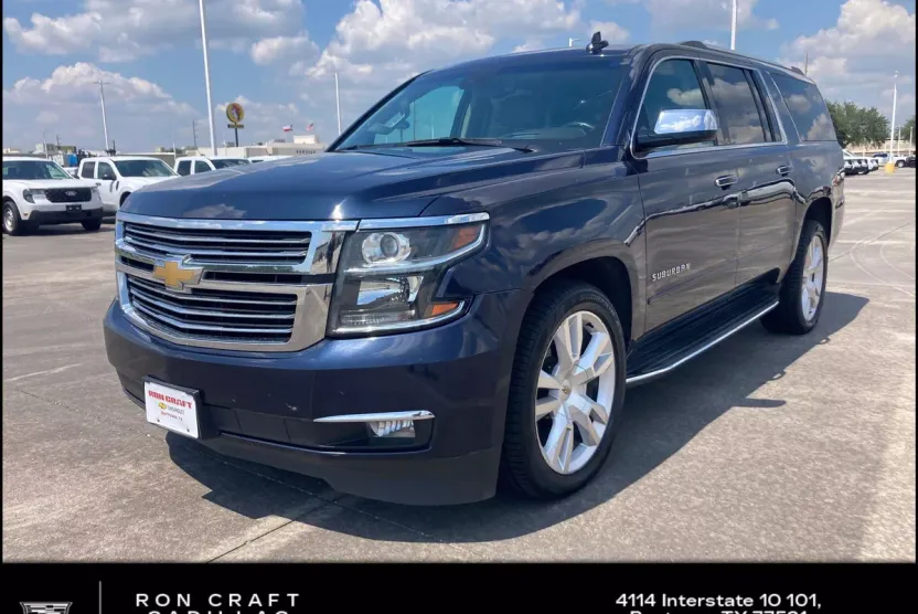 2019 Chevrolet Suburban Premier photo 1