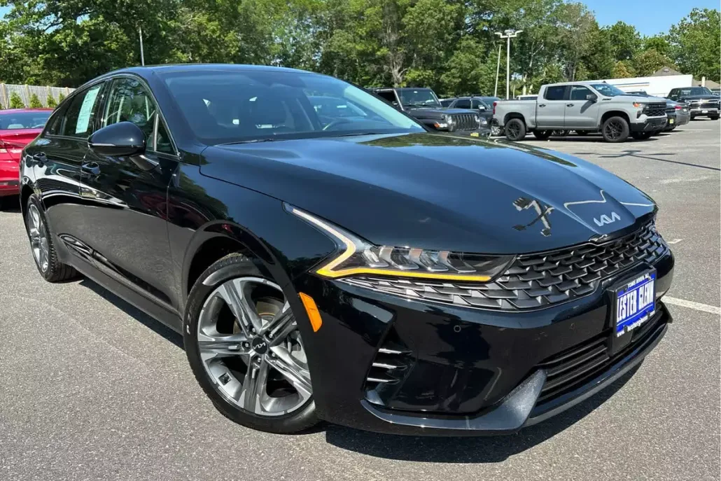 2023 Kia K5 EX photo 1