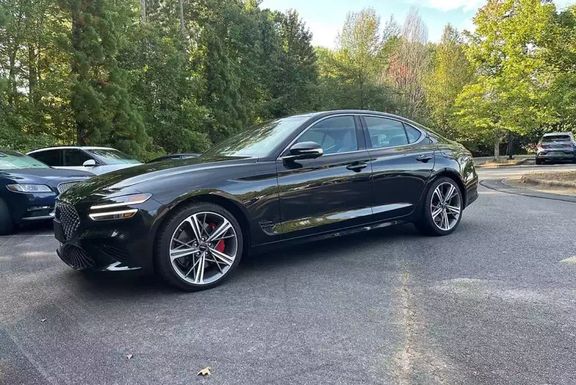2025 Genesis G70 3.3T Sport Advanced photo 1