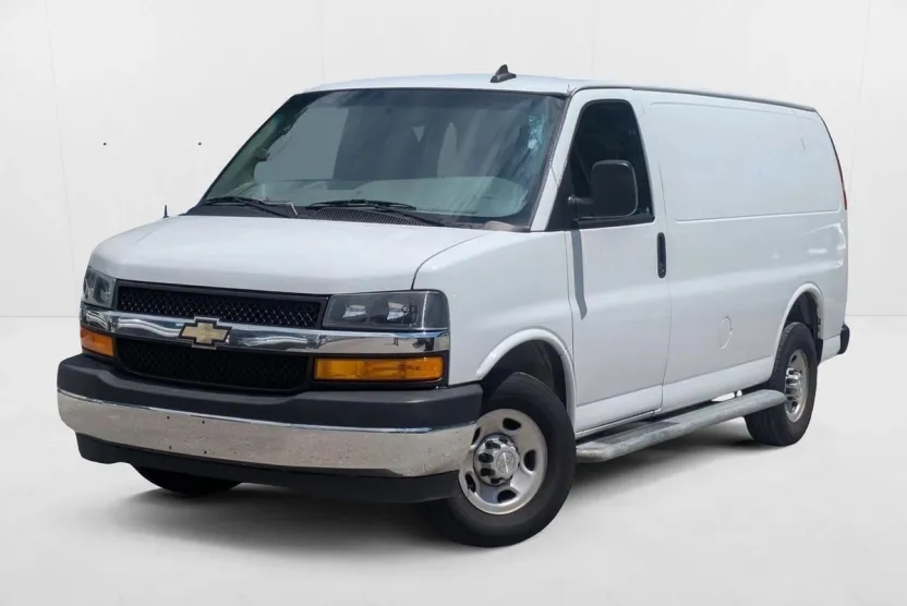 2021 Chevrolet Express 2500 Van Cargo photo 1