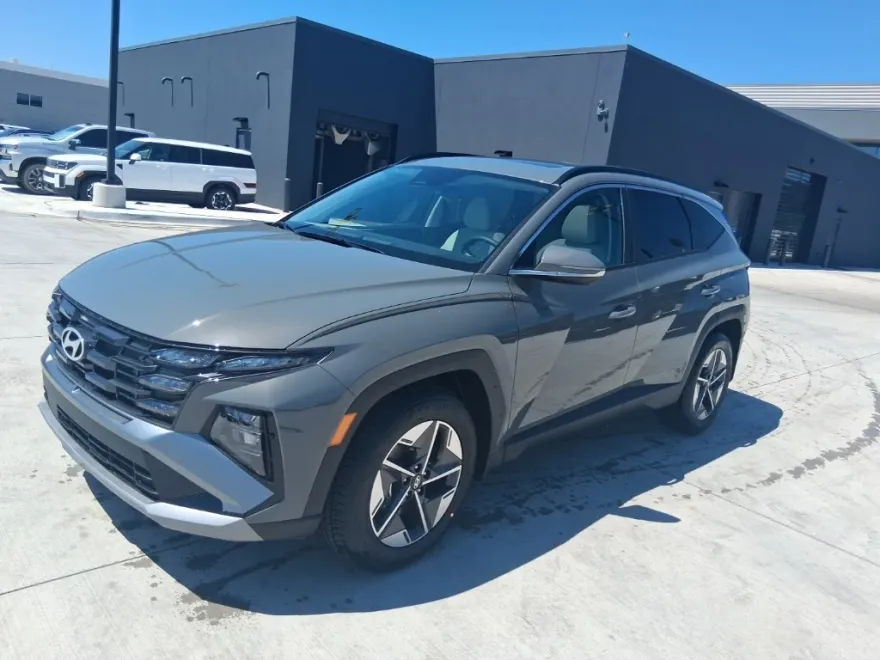 2025 Hyundai Tucson SEL Convenience photo 1