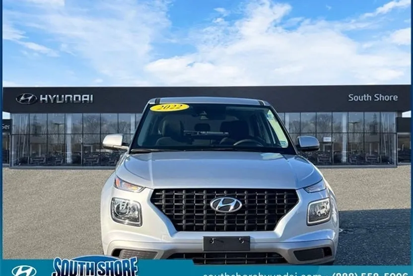 2022 Hyundai Venue SE photo 1