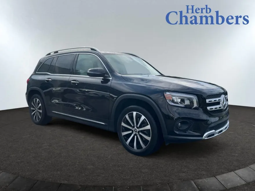 2022 Mercedes Benz GLB 250 4MATIC photo 1