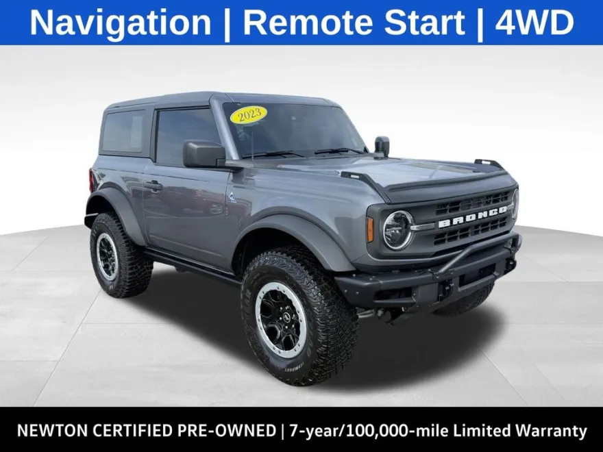 2023 Ford Bronco Black Diamond photo 1