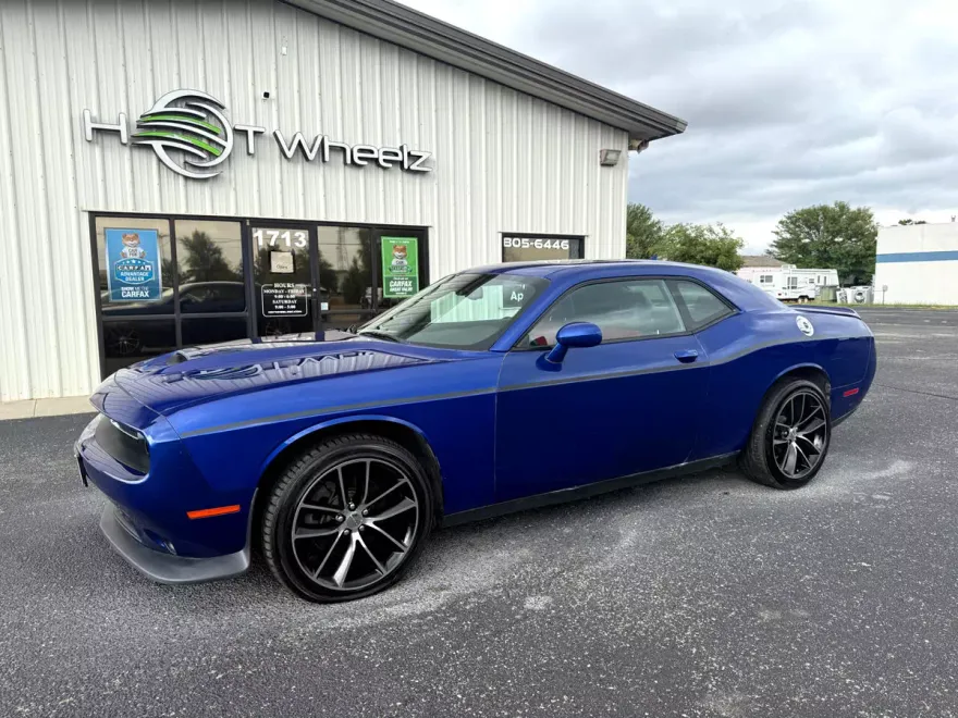 2019 Dodge Challenger GT AWD photo 1