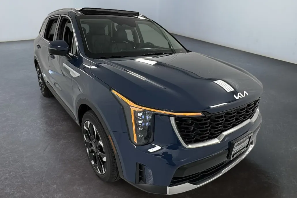 2025 Kia Sorento EX photo 1