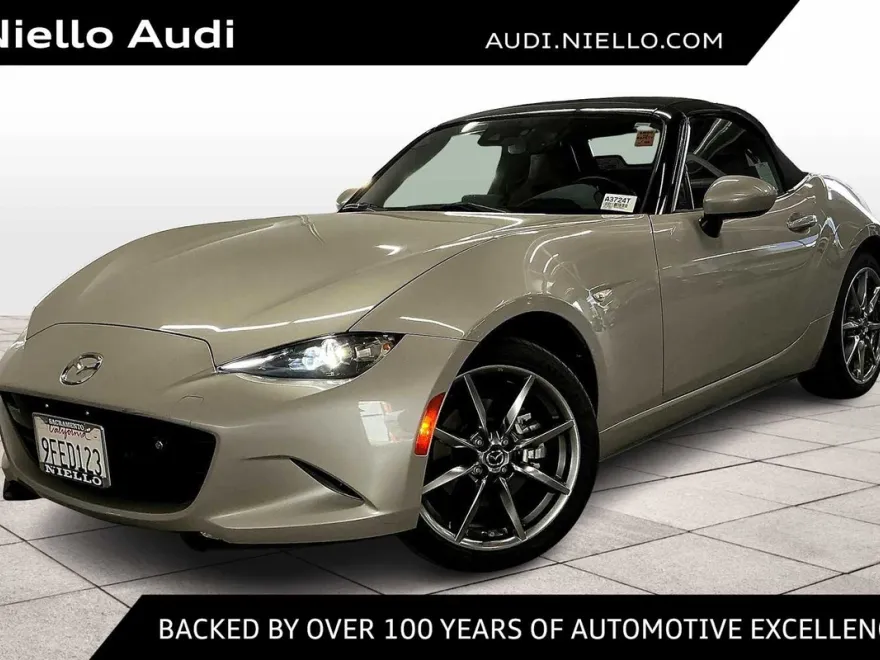2022 Mazda MX-5 Miata Miata Grand Touring photo 1