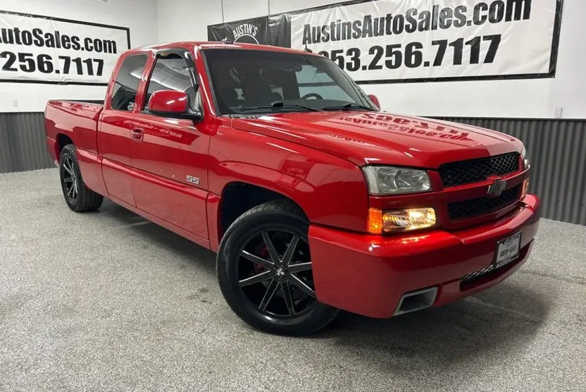 2003 Chevrolet Silverado 1500 SS Base photo 1
