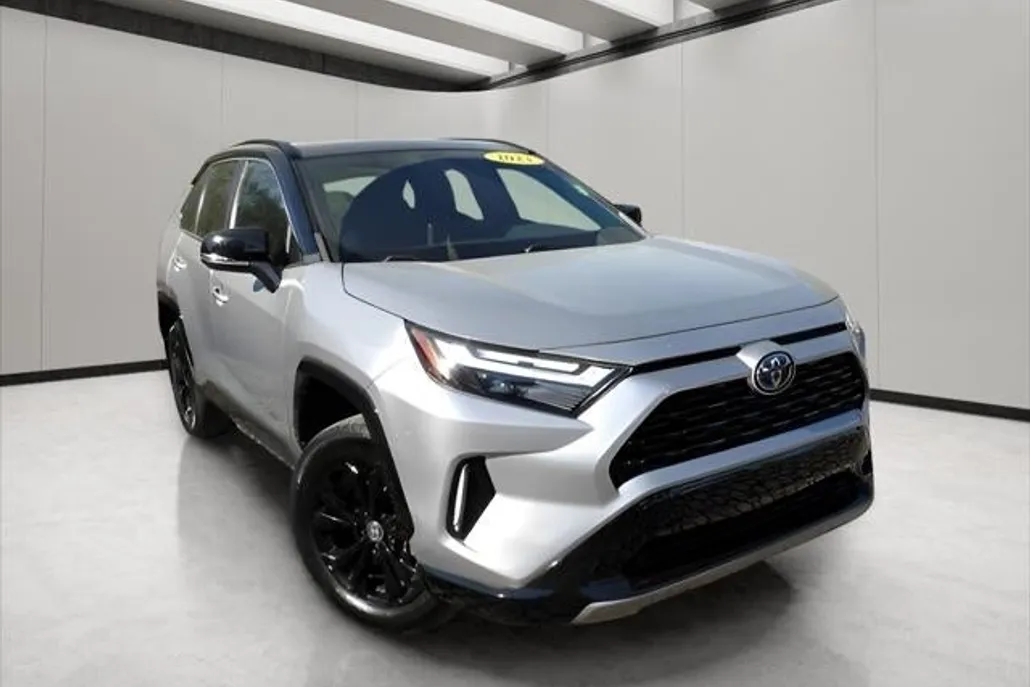 2023 Toyota RAV4 Hybrid XSE photo 1