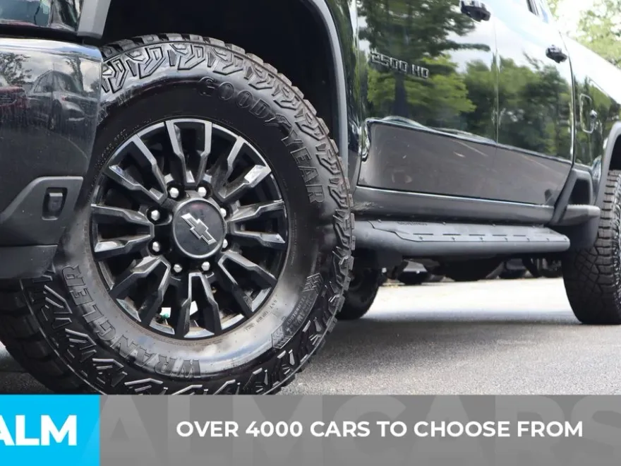 2024 Chevrolet Silverado 2500HD LTZ photo 1