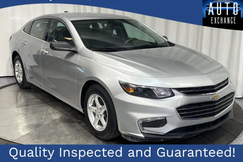 2018 Chevrolet Malibu LS photo 1