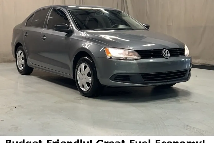 2013 Volkswagen Jetta 2.0 S photo 1