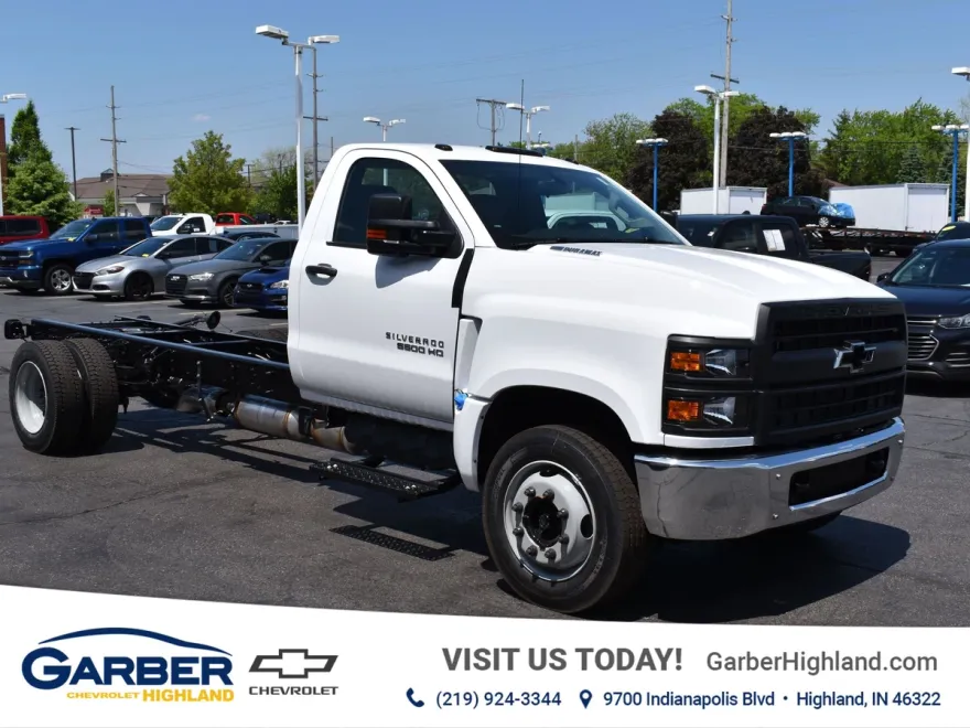 2024 Chevrolet Silverado 5500HD Work Truck photo 1
