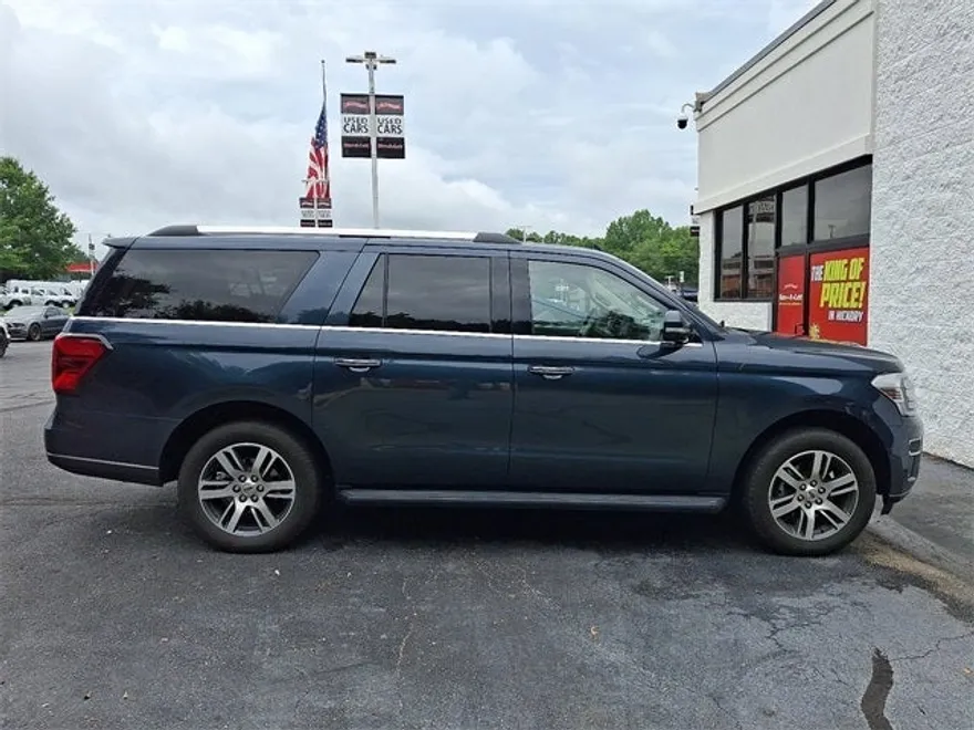 2024 Ford Expedition MAX Limited photo 1