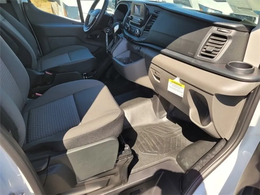 2025 Ford Transit Passenger XL photo 1